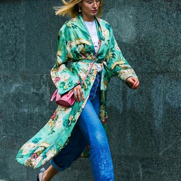 Zara Kimono - Picture 13 of 16